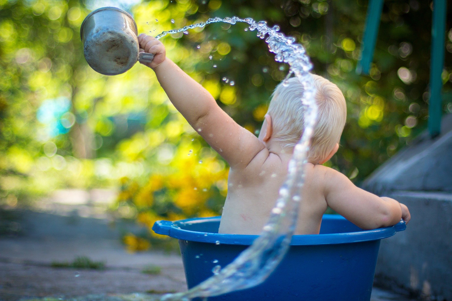 Le bain libre de bébé : Tout ce que vous devez savoir - Everykid